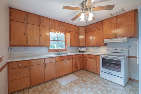 520 Terry Ave, Aurora, IL 60506 photo 6