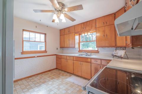 520 Terry Ave, Aurora, IL 60506 photo 7