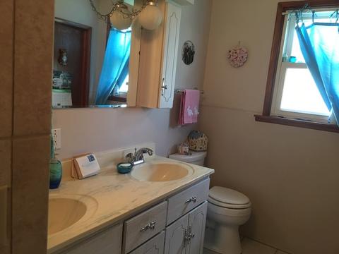 211 N Theodore, Mcnabb, IL 61335 photo 13