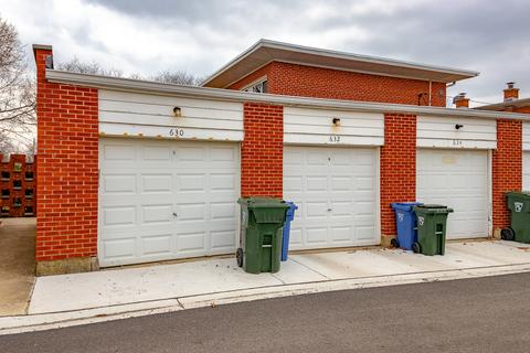 630 E Shabonee Trl, Mount Prospect, IL 60056 photo 12