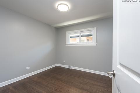 5208 State Rd, Burbank, IL 60459 photo 14