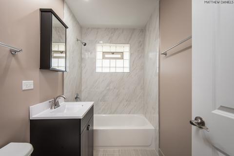 5208 State Rd, Burbank, IL 60459 photo 9