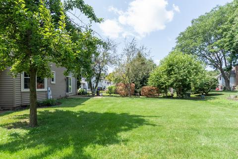 945 E Benton Ave, Naperville, IL 60540 photo 15