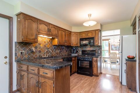 945 E Benton Ave, Naperville, IL 60540 photo 6