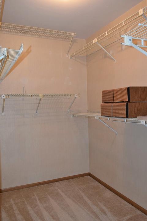 1868 Golf View Dr, Bartlett, IL 60103 photo 13