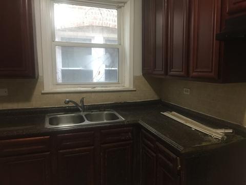 1515 E 74th Pl, Chicago, IL 60619 photo 2