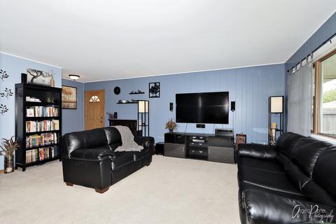 661 Jon Ln, Des Plaines, IL 60016 photo 14