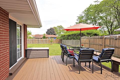 661 Jon Ln, Des Plaines, IL 60016 photo 6
