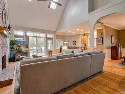 2290 Sutton Ln, Aurora, IL 60502 photo 5