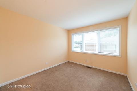 1018 E Maple St, Lombard, IL 60148 photo 8