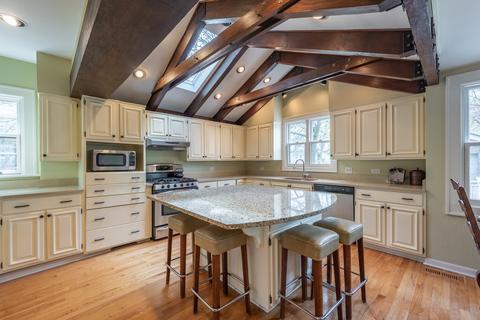 322 E Madison Ave, Wheaton, IL 60187 photo 12