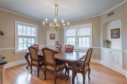 322 E Madison Ave, Wheaton, IL 60187 photo 9