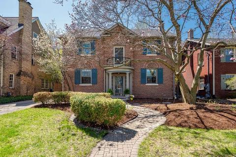 322 E Madison Ave, Wheaton, IL 60187 photo 1