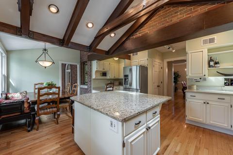322 E Madison Ave, Wheaton, IL 60187 photo 13