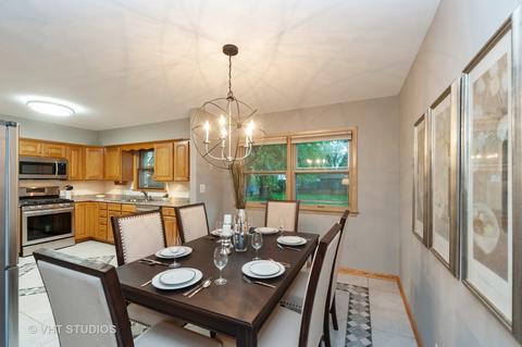 304 Scott St, Wheeling, IL 60090 photo 4