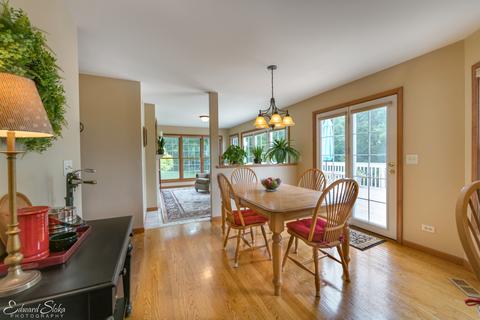 327 High Rd, Cary, IL 60013 photo 8