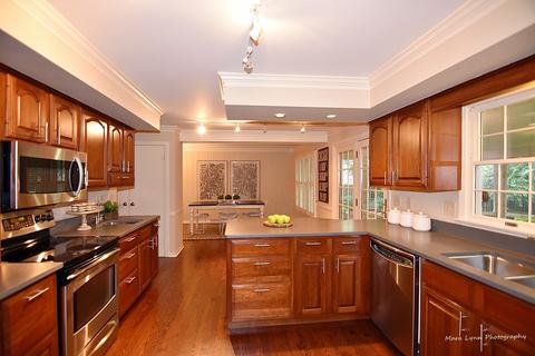 511 Mead Ct, Geneva, IL 60134 photo 9