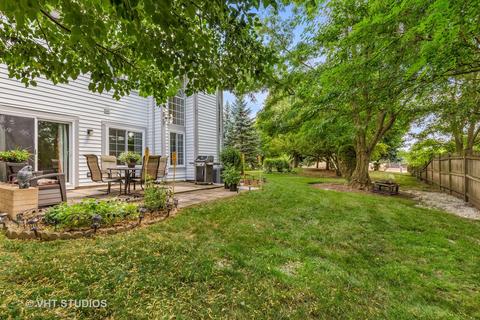 1243 Dunamon Dr, Bartlett, IL 60103 photo 18