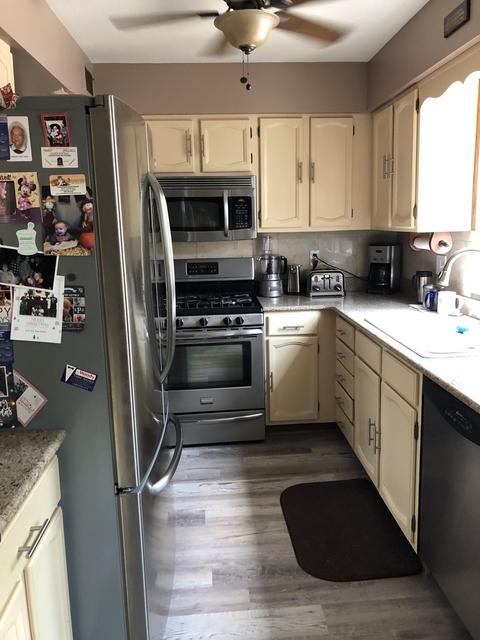 1245 Golfview St, Aurora, IL 60506 photo 4