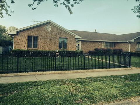 15415 Cypress Rd, Markham, IL 60428 photo 2