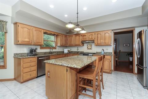 409 Hillandale Dr, Bartlett, IL 60103 photo 10
