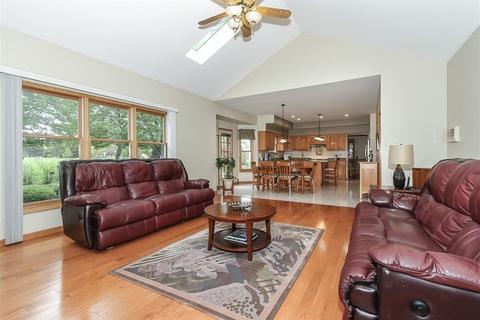 409 Hillandale Dr, Bartlett, IL 60103 photo 23