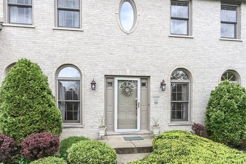 409 Hillandale Dr, Bartlett, IL 60103 photo 2