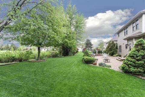 409 Hillandale Dr, Bartlett, IL 60103 photo 4
