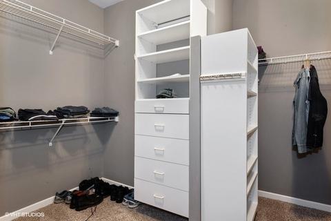100 E Huron St #2407, Chicago, IL 60611 photo 9