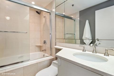 100 E Huron St #2407, Chicago, IL 60611 photo 8