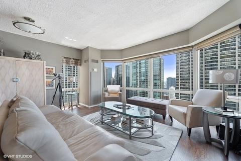 100 E Huron St #2407, Chicago, IL 60611 photo 3