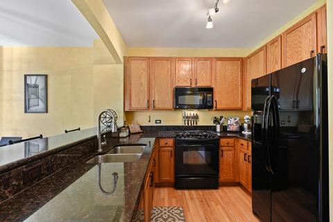 1876 Maureen Dr, Hoffman Estates, IL 60192 photo 10