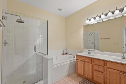 1876 Maureen Dr, Hoffman Estates, IL 60192 photo 16