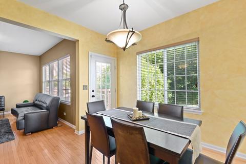 1876 Maureen Dr, Hoffman Estates, IL 60192 photo 7