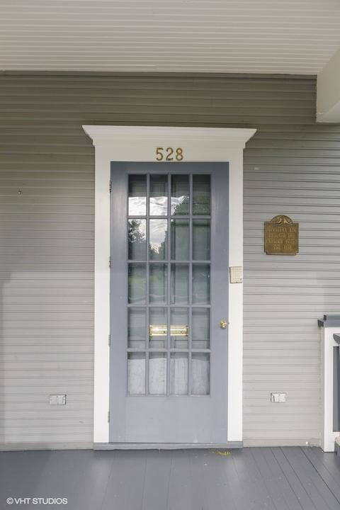 528 Maple St, Winnetka, IL 60093 photo 3