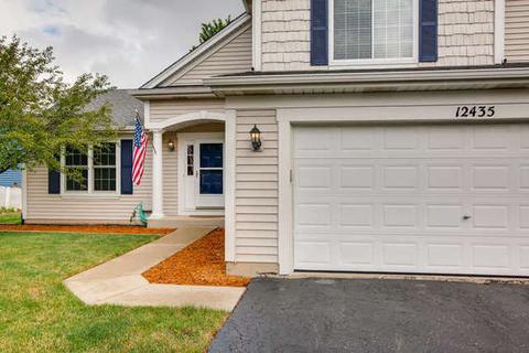 12435 Falcon Dr, Plainfield, IL 60585 photo 2