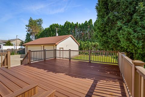 606 Wendt Ave, East Dundee, IL 60118 photo 4