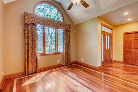 1010 Angle Ave, Northbrook, IL 60062 photo 2