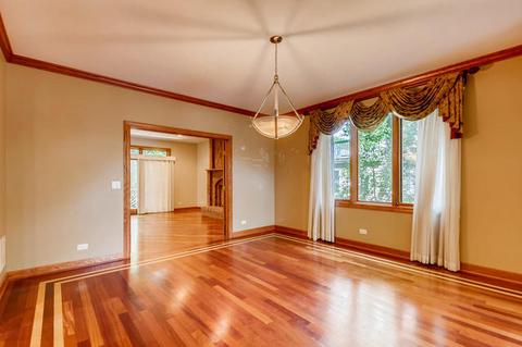 1010 Angle Ave, Northbrook, IL 60062 photo 3