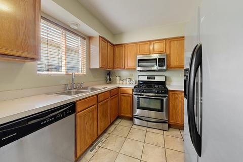 9134 Beloit Ave, Bridgeview, IL 60455 photo 4