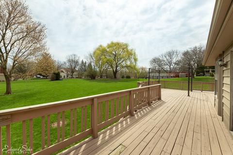 705 Yorktown Dr, Algonquin, IL 60102 photo 27