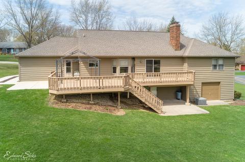 705 Yorktown Dr, Algonquin, IL 60102 photo 5