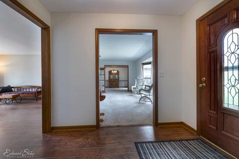 705 Yorktown Dr, Algonquin, IL 60102 photo 9