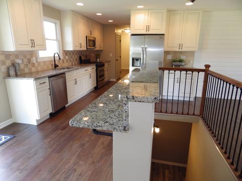 704 Davidson Dr, Minooka, IL 60447 photo 11