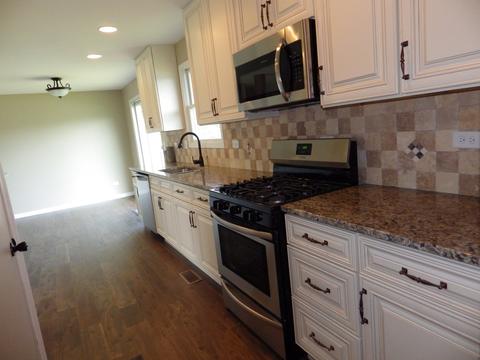 704 Davidson Dr, Minooka, IL 60447 photo 7