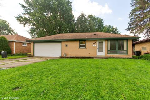 1048 School St, Kankakee, IL 60901 photo 1