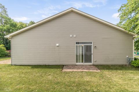 724 Eberly Ct, Plano, IL 60545 photo 17