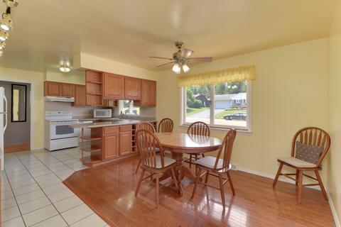 806 Smith Dr, Normal, IL 61761 photo 12