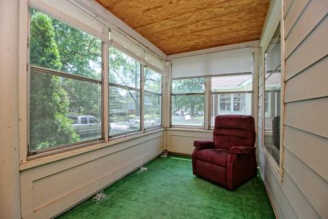 627 S Poplar Ave, Kankakee, IL 60901 photo 3