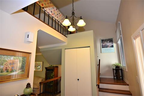 109 Chicory Ct, Rolling Meadows, IL 60008 photo 7